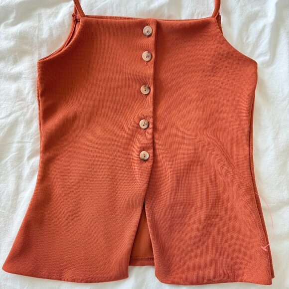 ASOS DESIGN Ribbed Button-Front Top – Rust – Size S – New Without Tags - Picture 2 of 10